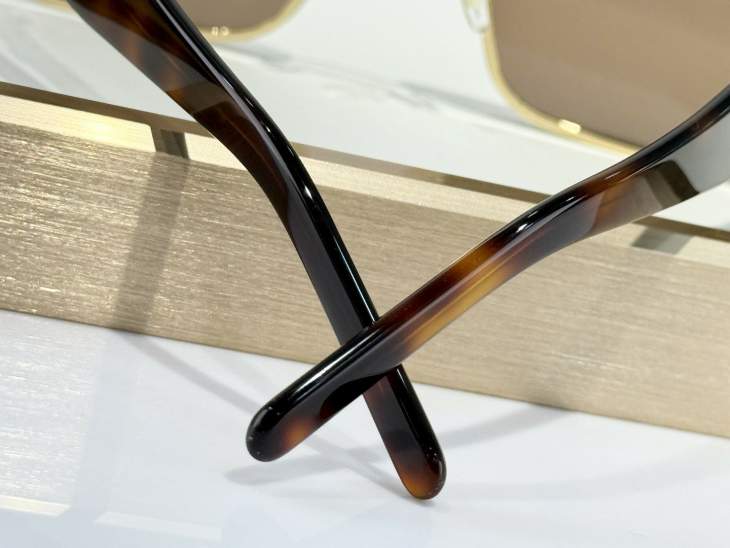 Picture of Hermes Sunglasses _SKUfw70119382fw